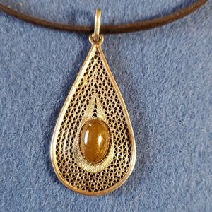 Elegant Silver with TIGER EYE OR AGATE Teardrop Pendant Necklace